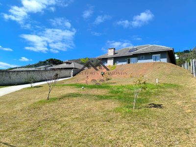 Casa, 3 quartos, 248 m² - Foto 1