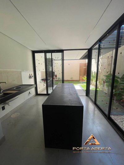 Casa, 3 quartos, 151 m² - Foto 1