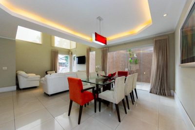 Casa, 3 quartos, 411 m² - Foto 3