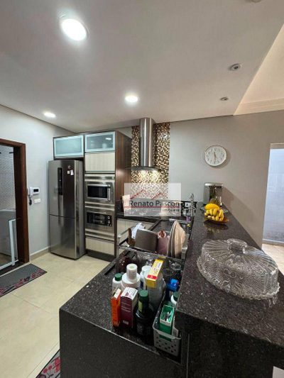 Casa, 3 quartos, 197 m² - Foto 3