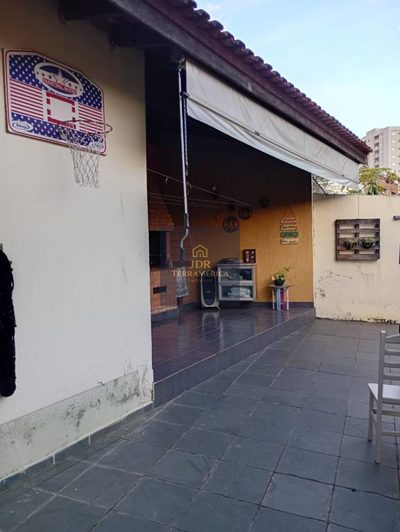 Casa, 3 quartos, 206 m² - Foto 2