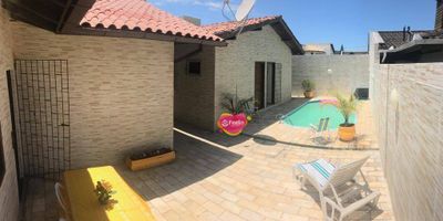 Casa, 5 quartos, 208 m² - Foto 1