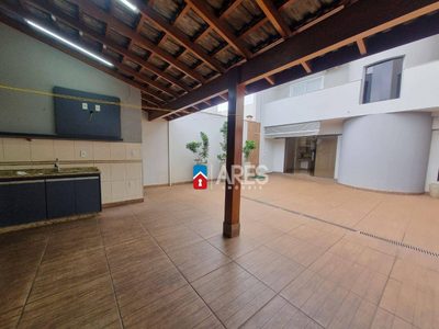 Casa, 3 quartos, 265 m² - Foto 4