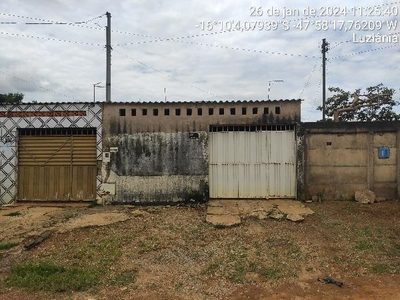 Casa, 2 quartos, 180 m² - Foto 1