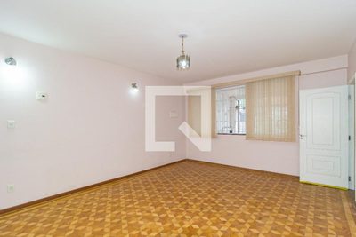 Casa, 3 quartos, 192 m² - Foto 2