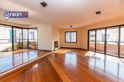 Apartamento, 4 quartos, 204 m² - Foto 2