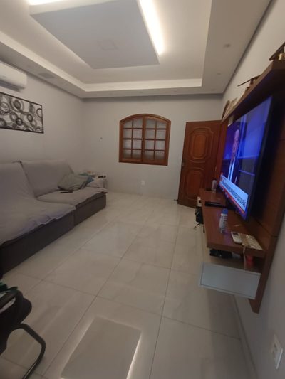 Casa, 3 quartos, 212 m² - Foto 2