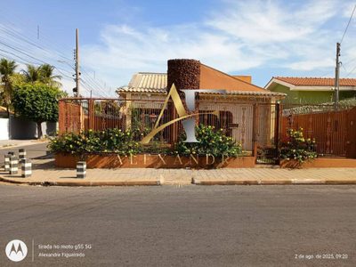 Casa, 4 quartos, 432 m² - Foto 1