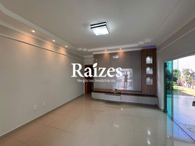Casa, 3 quartos, 164 m² - Foto 1