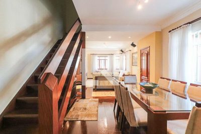 Casa, 4 quartos, 170 m² - Foto 1