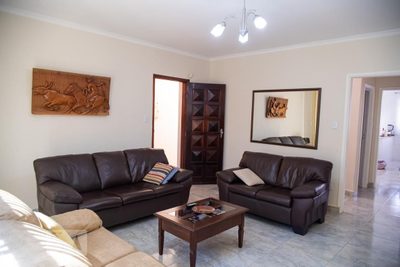 Casa, 3 quartos, 205 m² - Foto 2