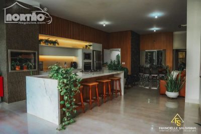 Casa, 226 m² - Foto 1