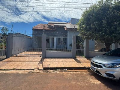 Casa, 4 quartos, 212 m² - Foto 1