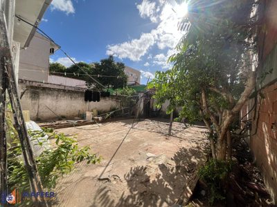 Casa, 3 quartos, 281 m² - Foto 2