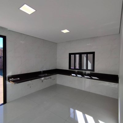 Casa, 4 quartos, 304 m² - Foto 4