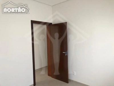 Casa, 3 quartos, 130 m² - Foto 4