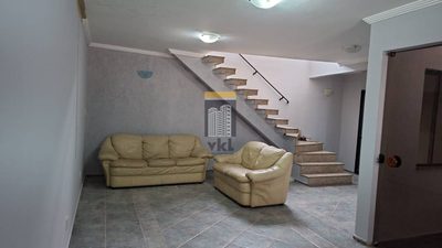 Sobrado, 3 quartos, 656 m² - Foto 1