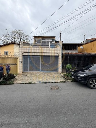 Casa, 4 quartos, 250 m² - Foto 1