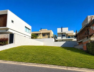 Loteamento e Condomínio, 450 m² - Foto 1