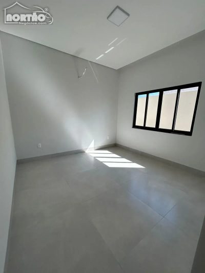 Casa, 2 quartos, 170 m² - Foto 3