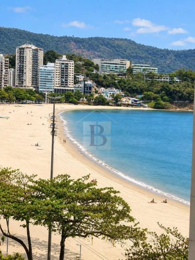 Apartamento, 3 quartos, 130 m² - Foto 1