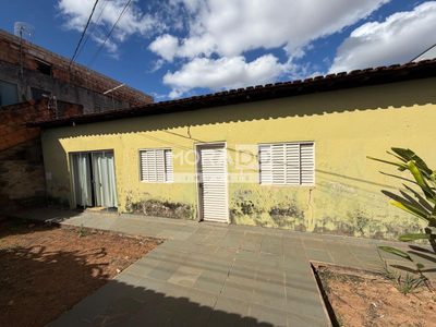 Casa, 3 quartos, 193 m² - Foto 2