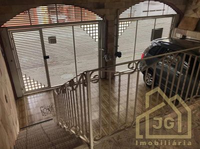 Sobrado, 5 quartos, 218 m² - Foto 1