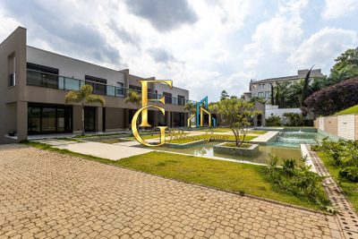 Casa, 4 quartos, 1305 m² - Foto 2