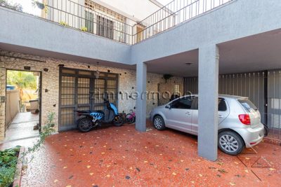 Casa, 8 quartos, 300 m² - Foto 1