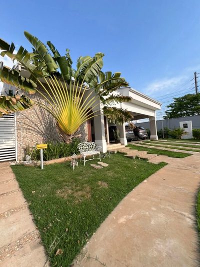 Casa, 3 quartos, 208 m² - Foto 2
