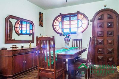 Casa, 3 quartos, 209 m² - Foto 1