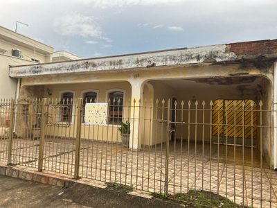 Casa, 3 quartos, 154 m² - Foto 1