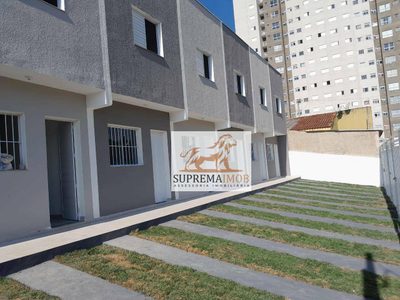 Casa, 2 quartos, 58 m² - Foto 1
