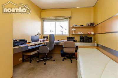 Casa, 4 quartos, 258 m² - Foto 3