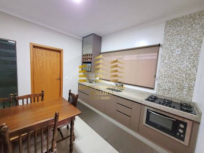 Casa, 3 quartos, 210 m² - Foto 3