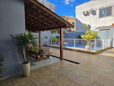 Casa, 3 quartos, 199 m² - Foto 2