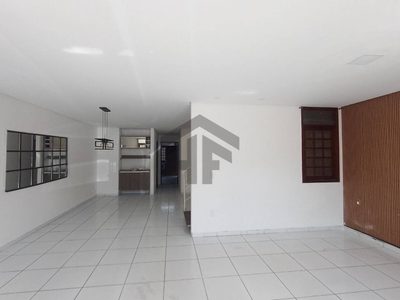 Casa, 4 quartos, 322 m² - Foto 3