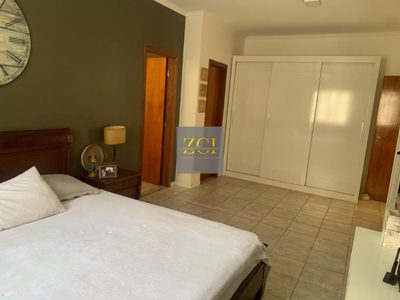 Casa, 4 quartos, 300 m² - Foto 4