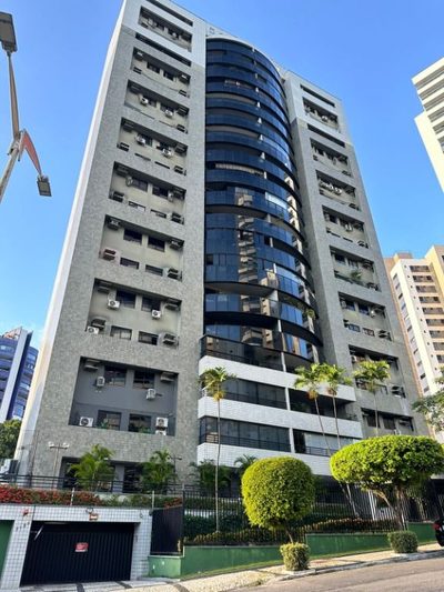 Apartamento, 3 quartos, 160 m² - Foto 2