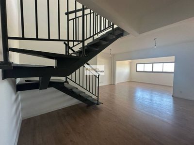 Cobertura, 3 quartos, 236 m² - Foto 1