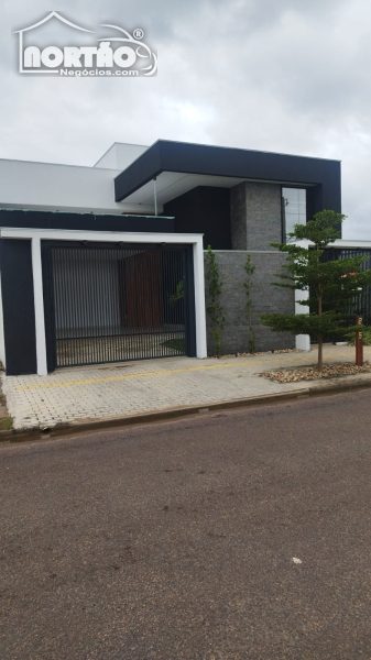 Casa, 4 quartos, 246 m² - Foto 4