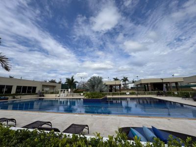Casa, 3 quartos, 262 m² - Foto 1
