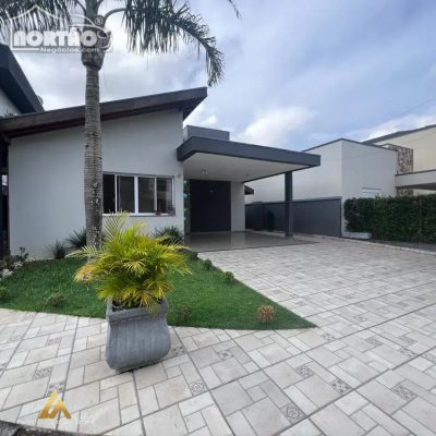 Casa, 4 quartos, 140 m² - Foto 2