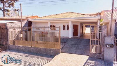 Casa, 3 quartos, 210 m² - Foto 1