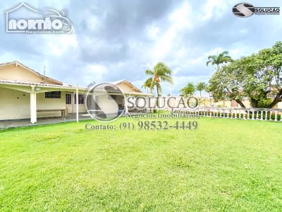 Casa, 6 quartos, 206 m² - Foto 1