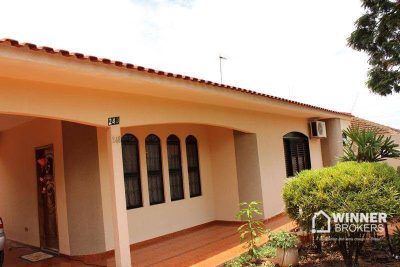 Casa, 6 quartos, 280 m² - Foto 1