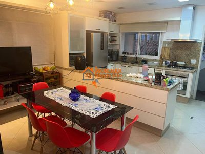 Sobrado, 4 quartos, 262 m² - Foto 1