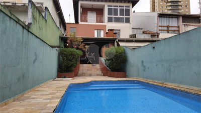 Casa, 4 quartos, 158 m² - Foto 1