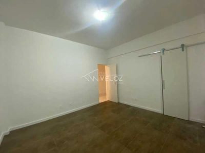 Apartamento, 3 quartos, 194 m² - Foto 2