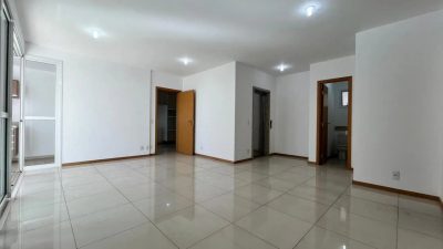 Apartamento, 3 quartos, 136 m² - Foto 2